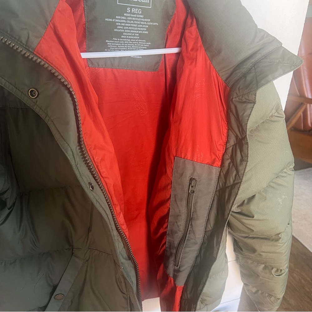 LL Bean Mountain Classic Down Puffer - Picture 6 of 7